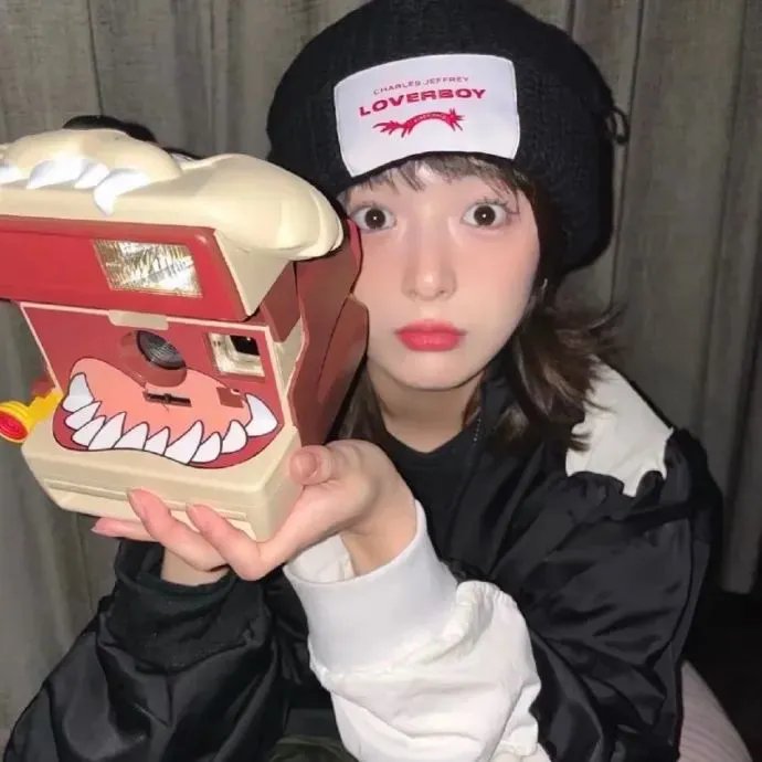 隔窗恋爱：飘洋过海